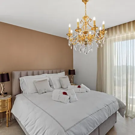 Holiday home Beautiful In With Sauna Galizana